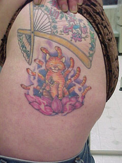 jpcat2.jpg (26520 bytes)